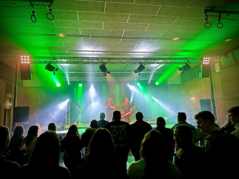 20241228 Marktrodach